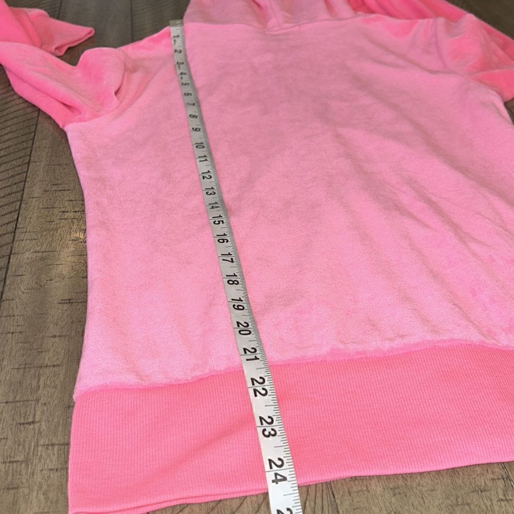 🩷 Neon Pink Velour Hoodie 2 Pockets. Adorable ☺️ - Picture 10 of 17